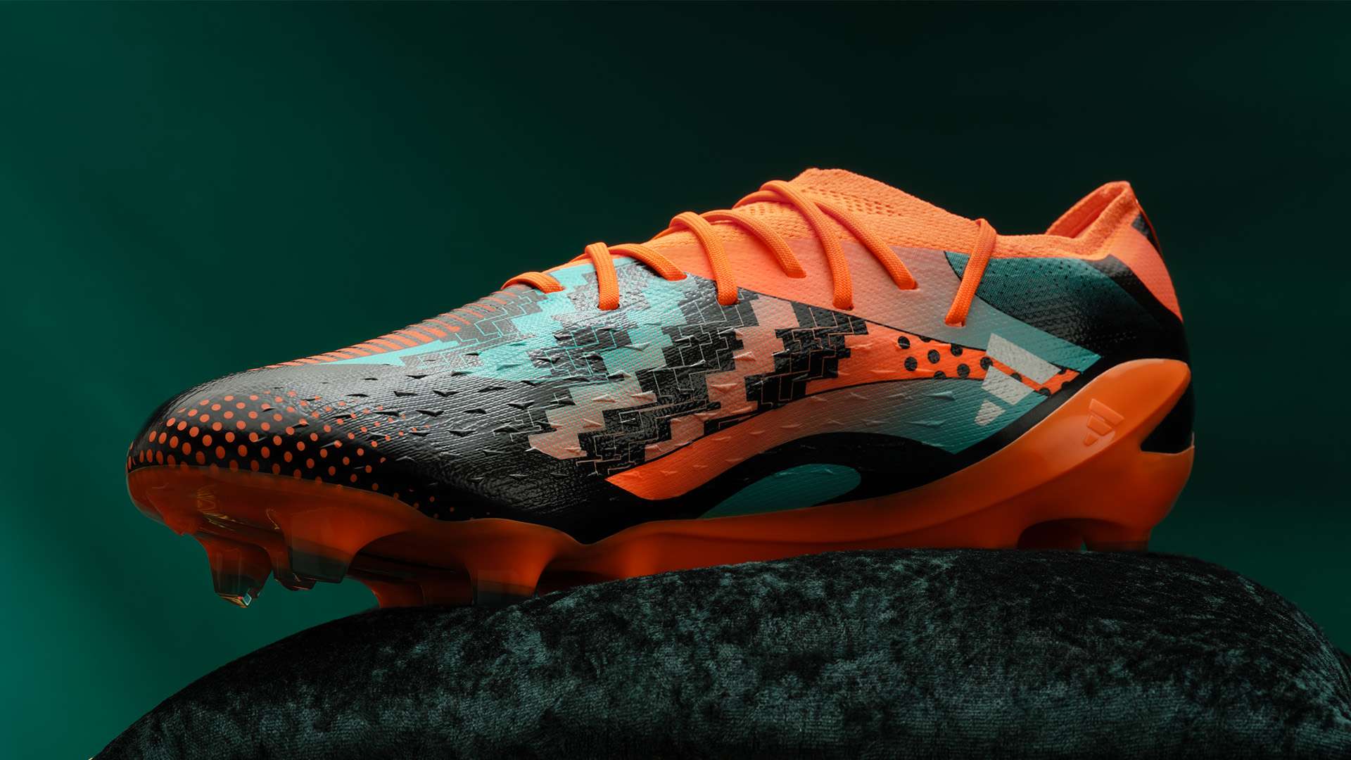 對比津琴科 對比津琴科